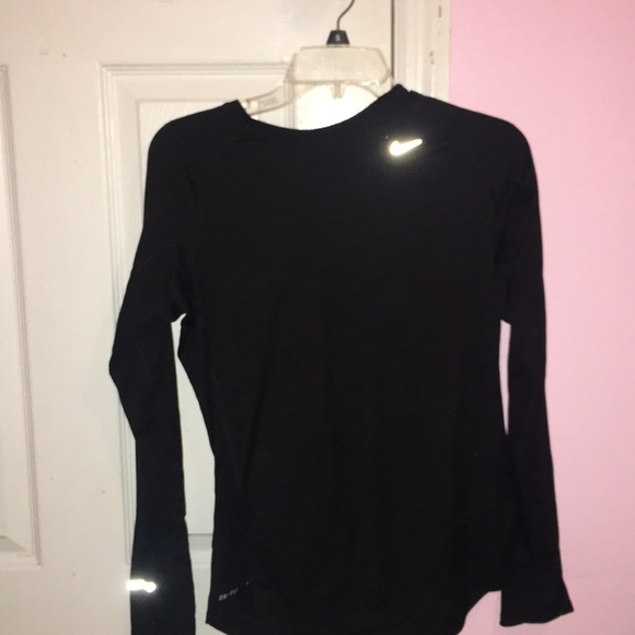 Nike Tops - Nike long sleeve athletic shirt